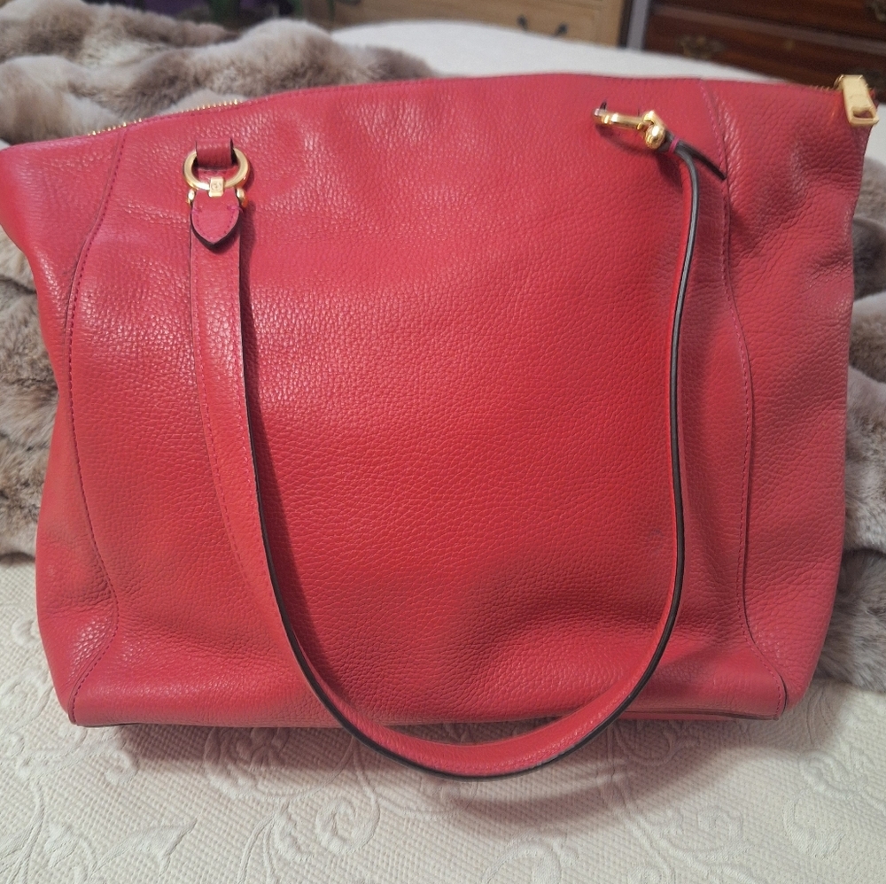 Beautiful large Coach bag..